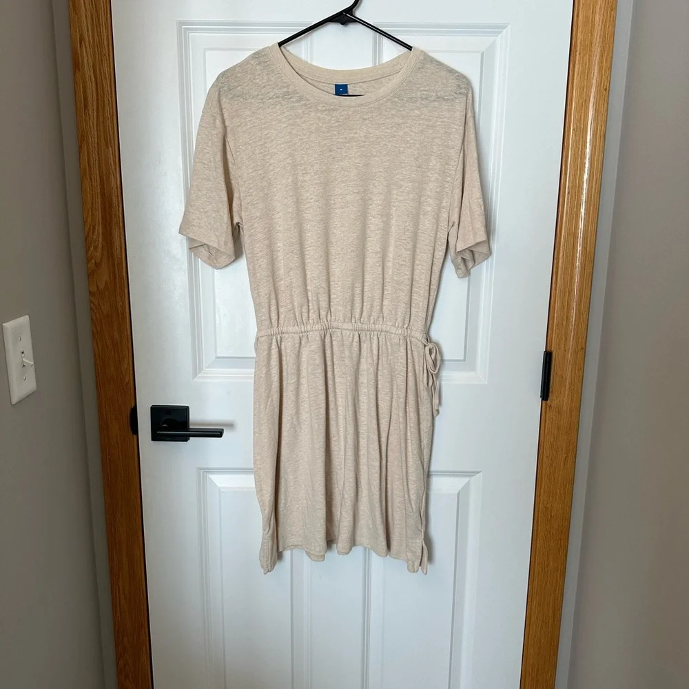 Old Navy beige cinch waist dress. Medium. - Picture 1 of 5